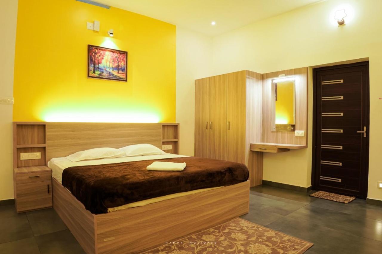 Happy Holidays Resort Kanthalloor Екстер'єр фото