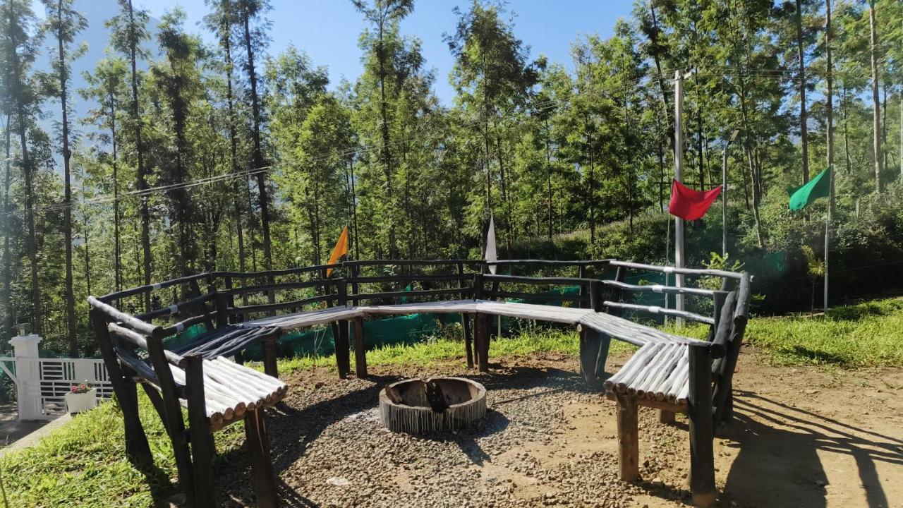 Happy Holidays Resort Kanthalloor Екстер'єр фото